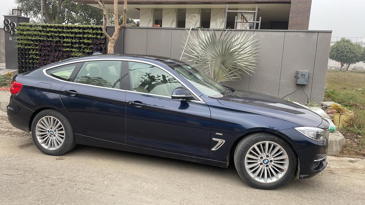 BMW12