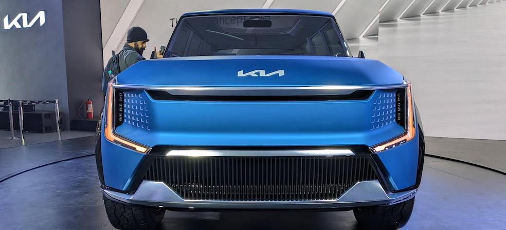 Kia EV9 Electric SUV Debuts in India with 561km Range