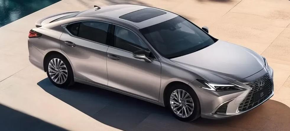 2025 Lexus ES Unveiled Hybrid and Electric Variants with Up to 685 km Range