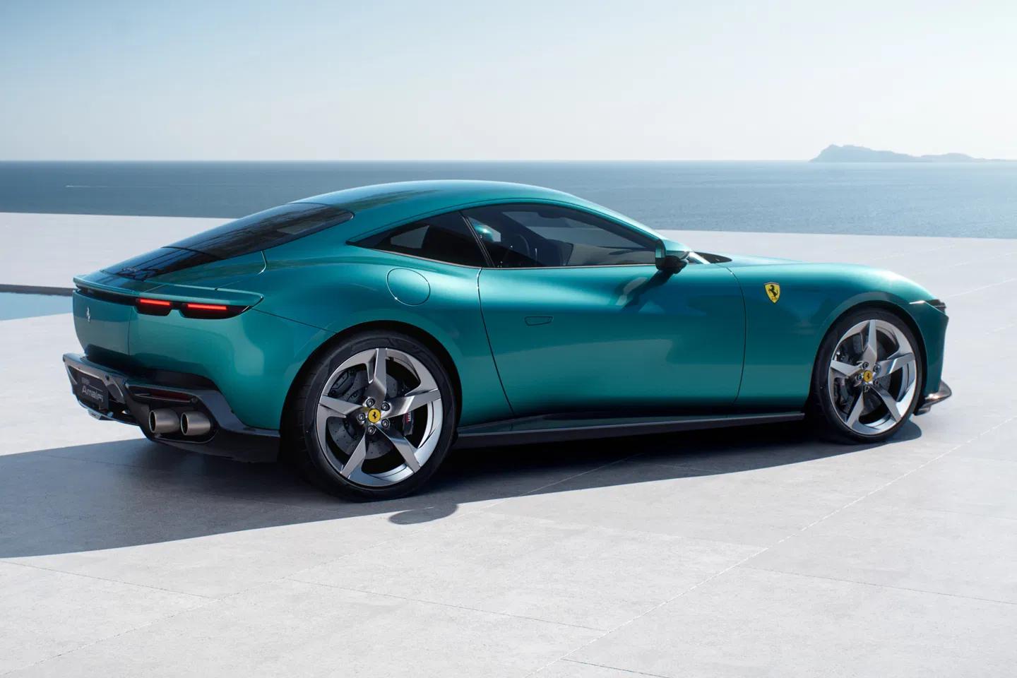 Ferrari Amalfi Revealed 640 PS V8 Coupe Replaces Roma
