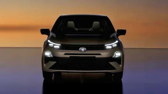 2025 Tata Altroz Facelift Unveiled Bold Design and Premium Features