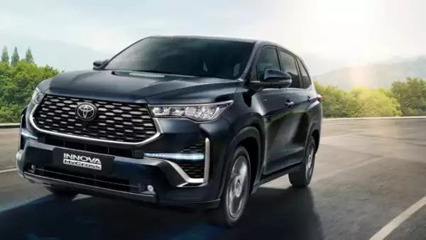 Hycross Hybrid by introducing the Acoustic Vehicle Alert System