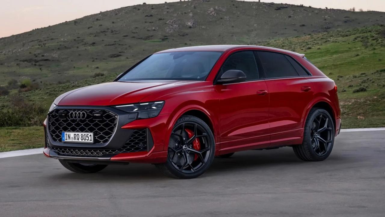2025 Audi RS Q8 Unveiled in India Priced at ₹2.49 Crore